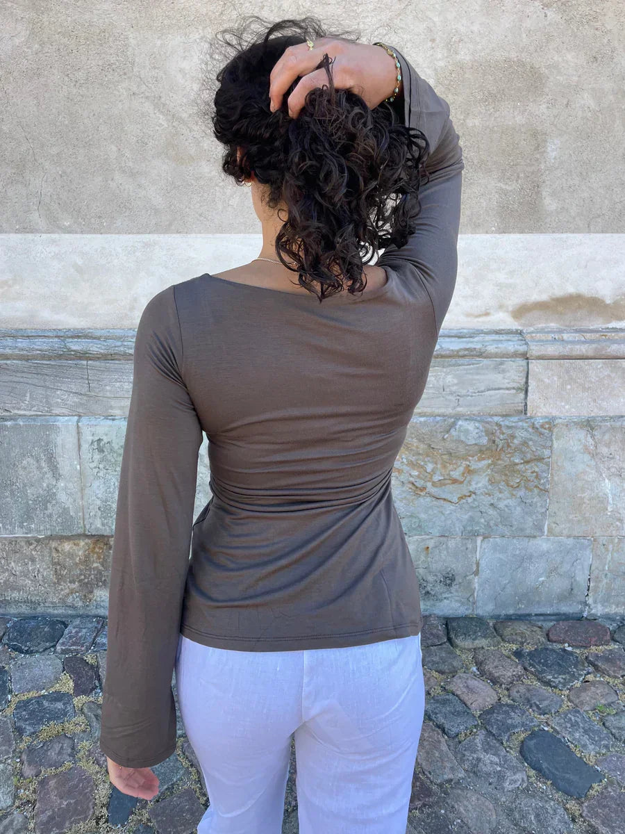 Merle – Blouse élégante avec détail de nœud