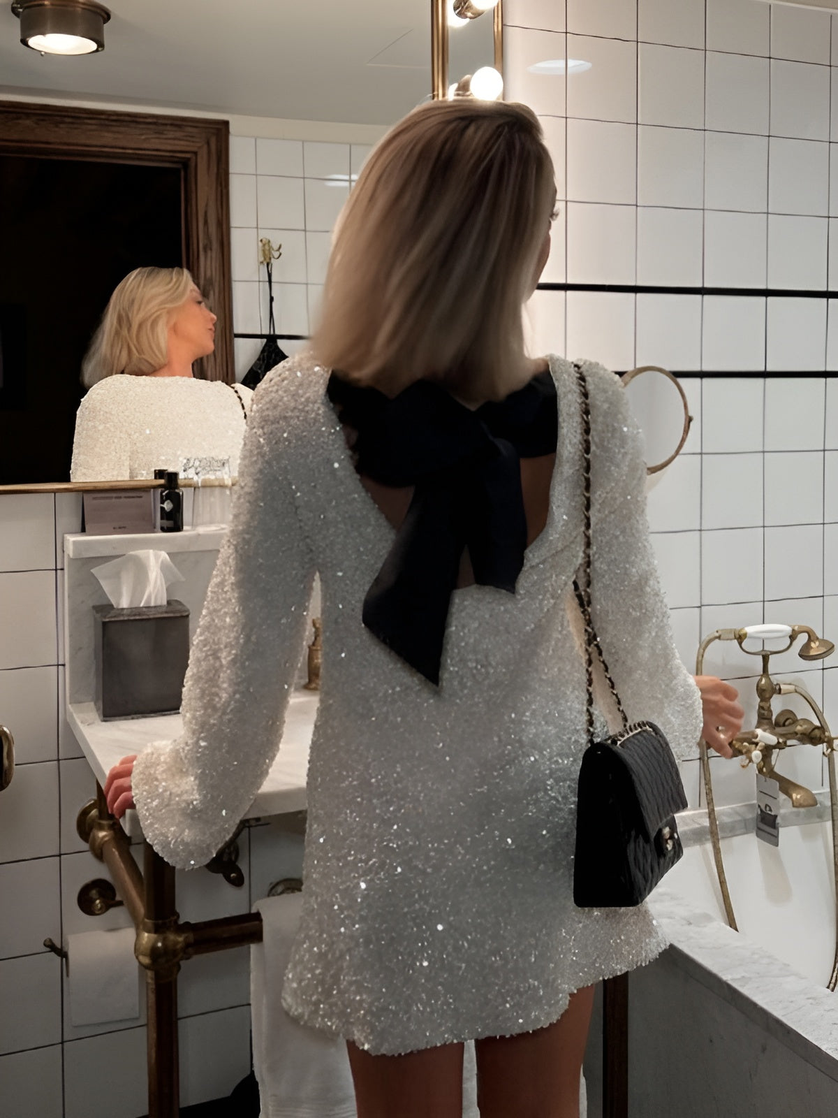 Carina - Robe à paillettes avec volants